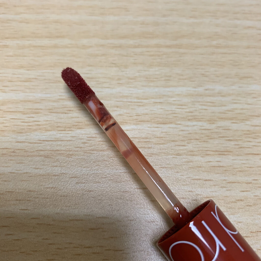 ジューシーラスティングティント/rom&amp;nd/リップティントを使ったクチコミ（3枚目）