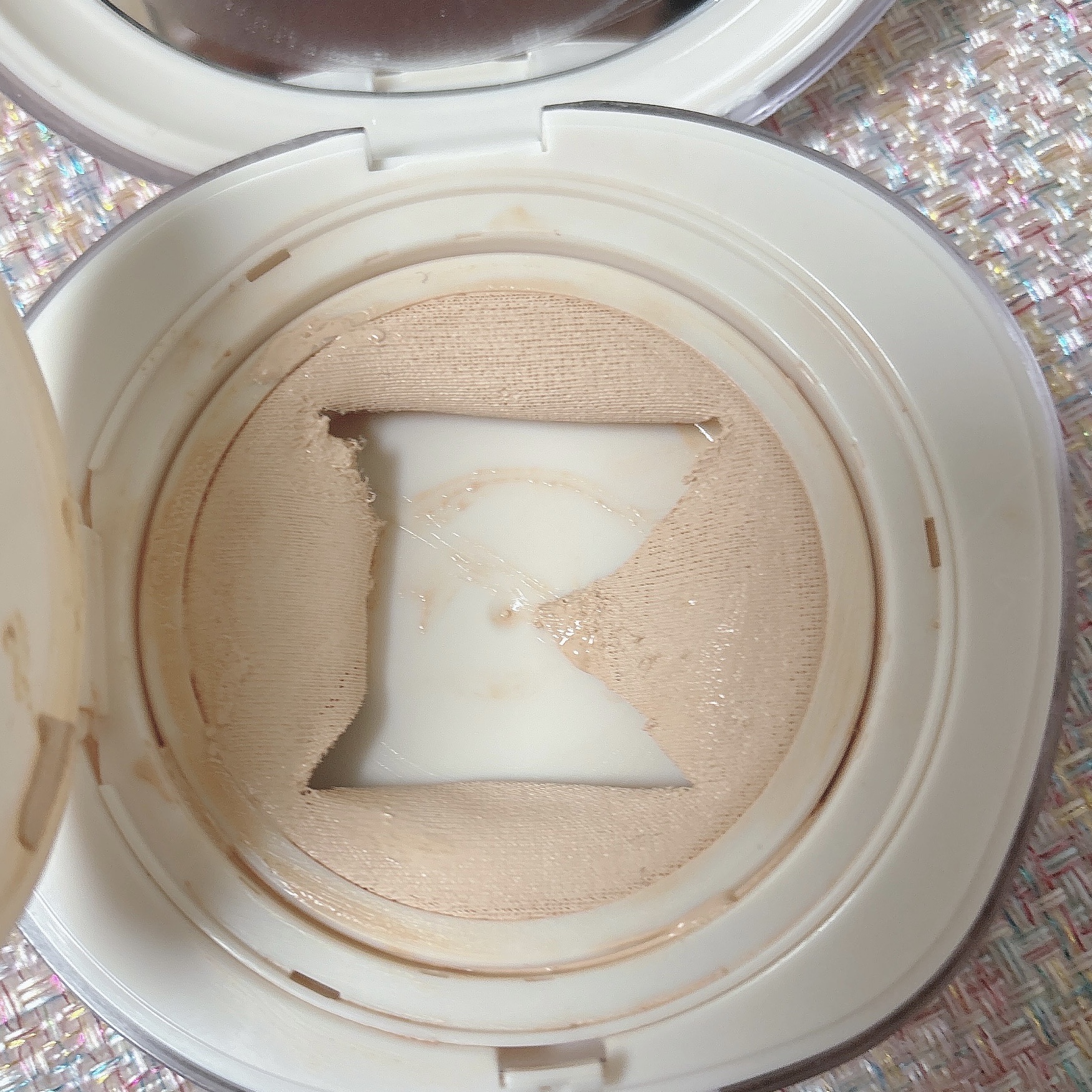 ブリージンググロークッション 23号/Healus/クッションファンデーションを使ったクチコミ（2枚目）