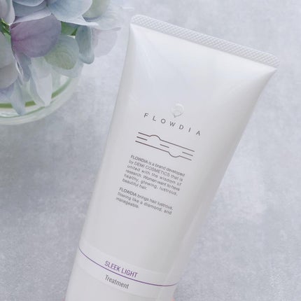 フローディア トリートメント スリークライト/FLOWDIA/洗い流すヘアトリートメントを使ったクチコミ(2枚目)