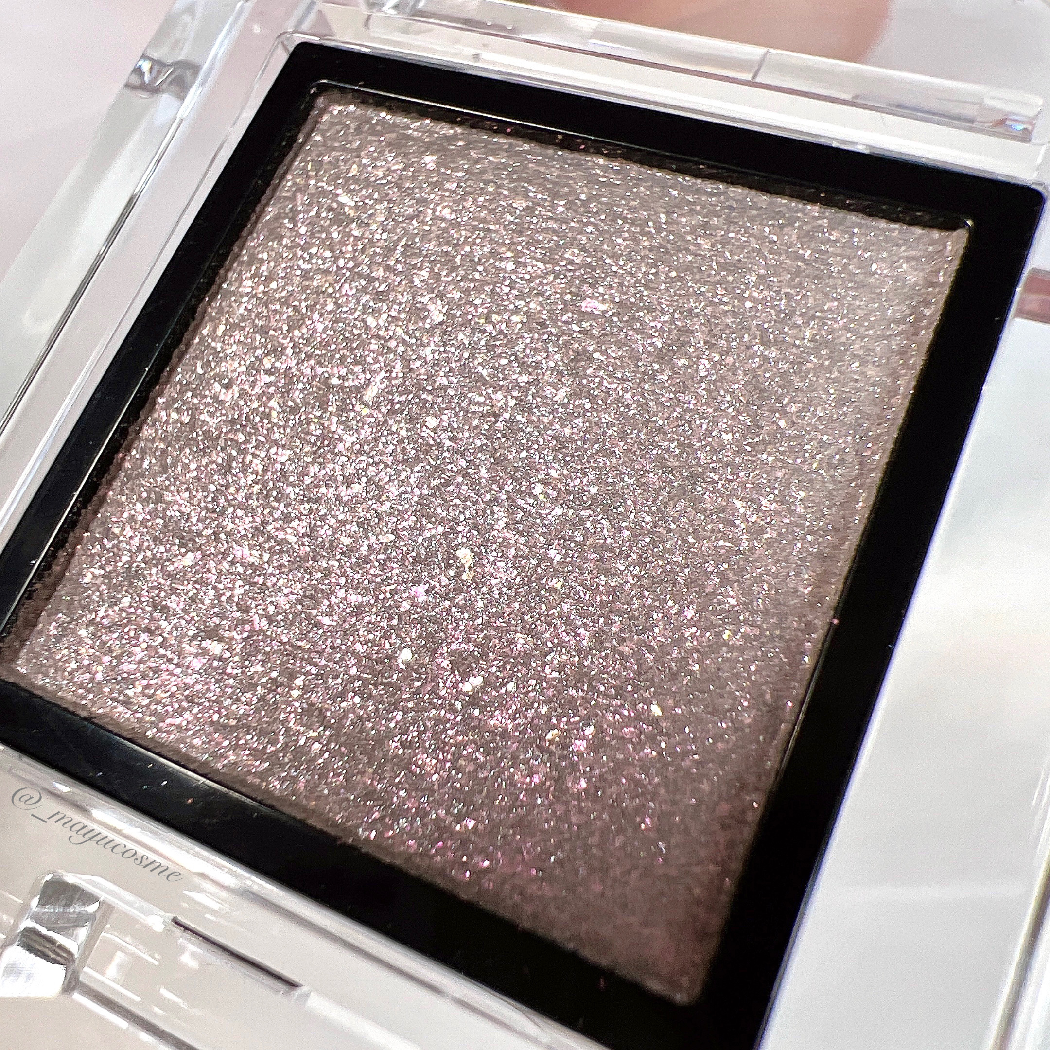  アディクション　ザ アイシャドウ プリズム/ADDICTION/単色アイシャドウを使ったクチコミ（3枚目）