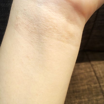 モイスチュアライジング ファンデーション プライマー/PAUL & JOE BEAUTE/化粧下地を使ったクチコミ(4枚目)