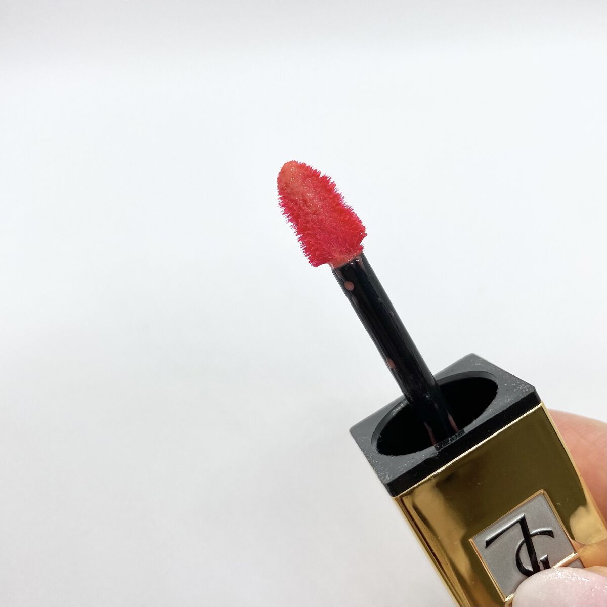 ルージュ ピュールクチュール ヴェルニ ポップウォーター/YVES SAINT LAURENT BEAUTE/口紅を使ったクチコミ（2枚目）