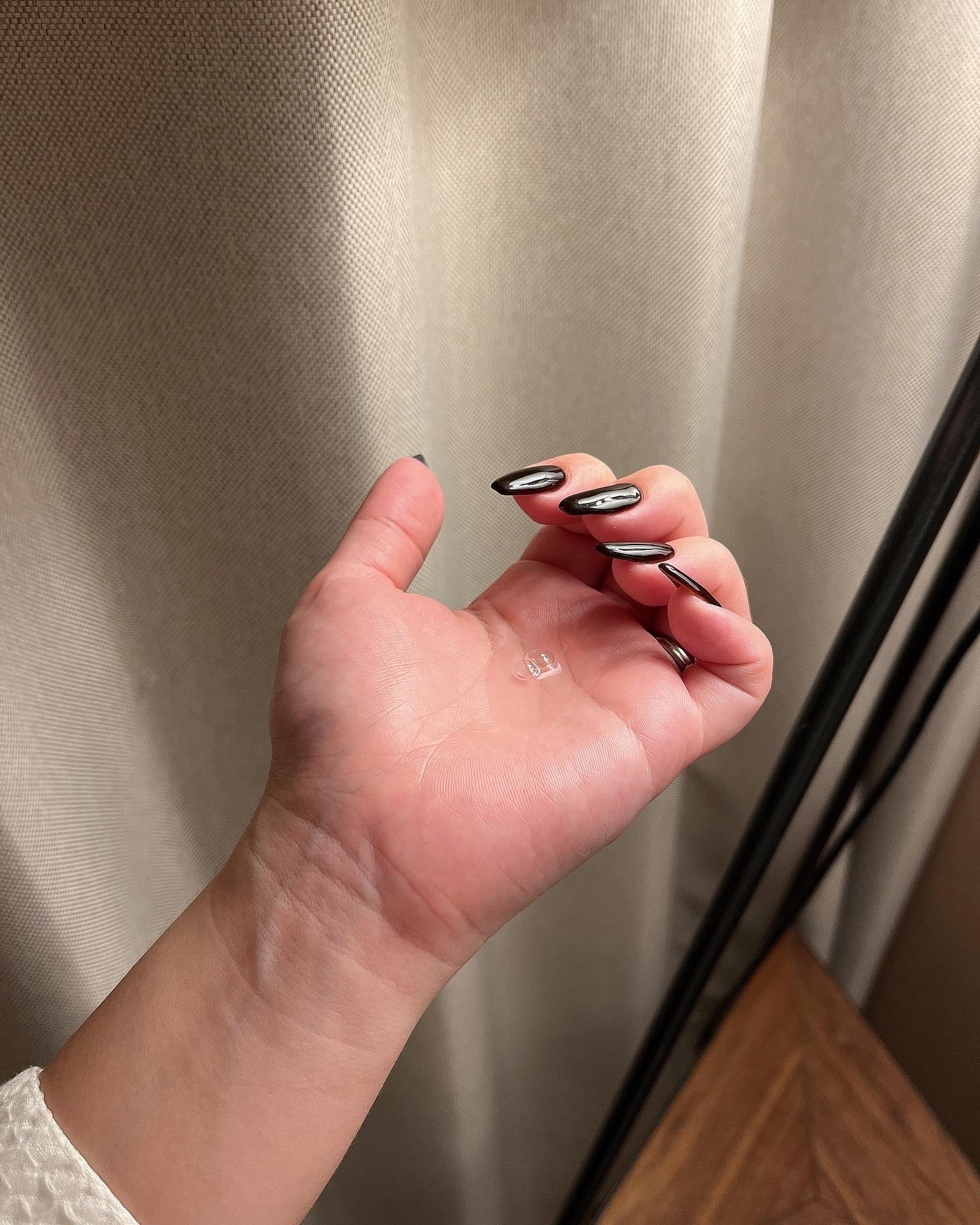 エッセンシャル プレミアム ウォータートリートメント ナチュラルモイスト/エッセンシャル/アウトバストリートメントを使ったクチコミ(2枚目)