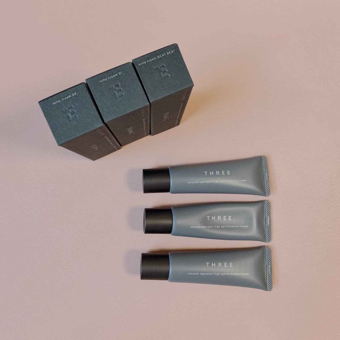 スムースオペレーターハイパフォーマンスクリーム/THREE/化粧下地を使ったクチコミ（3枚目）