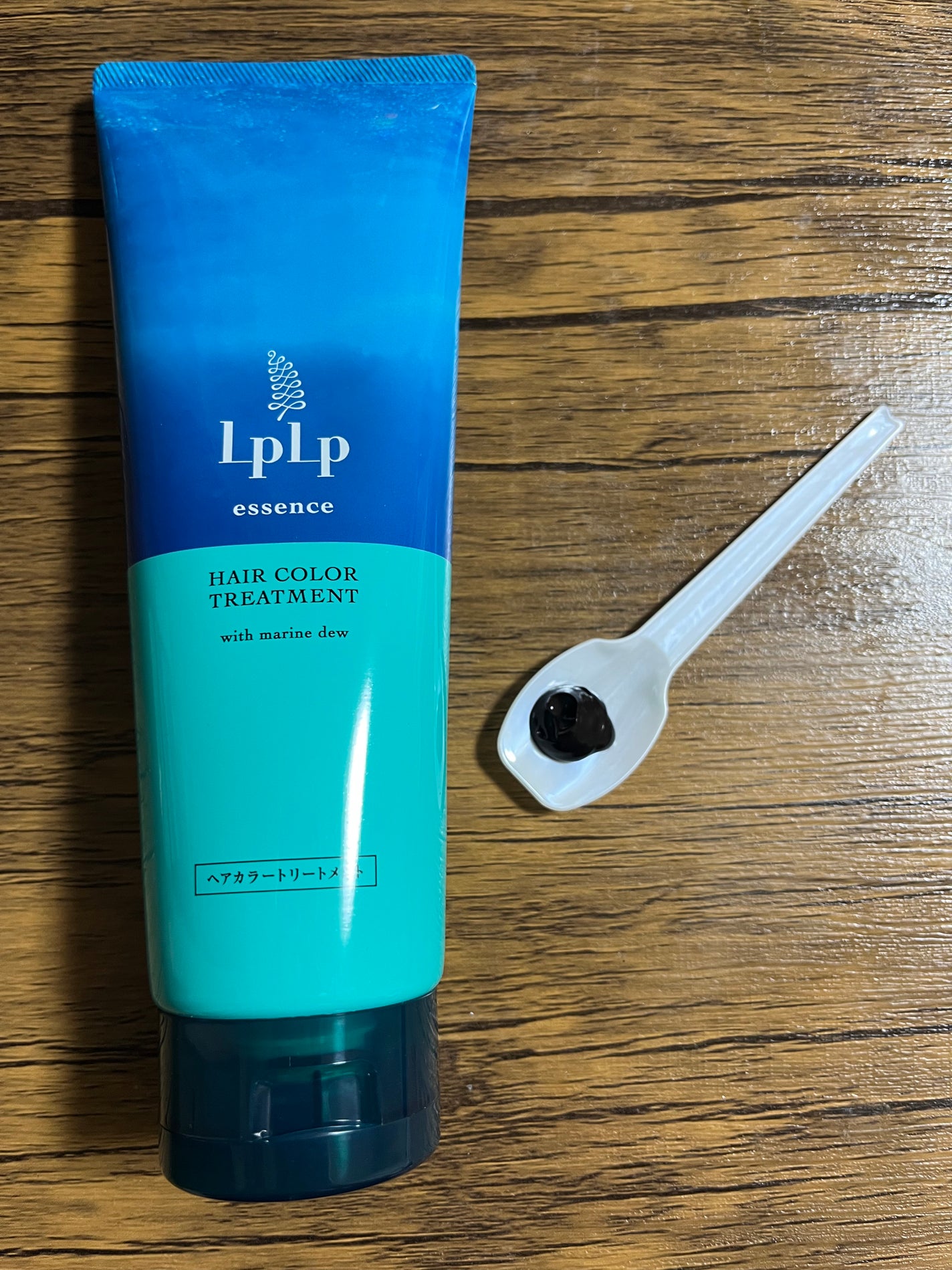 エッセンスカラートリートメント/LPLP(ルプルプ)/ヘアカラーを使ったクチコミ(3枚目)