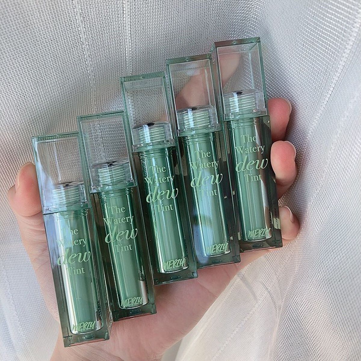 ザ ウォータリーデューティント/MERZY/リップティントを使ったクチコミ(2枚目)