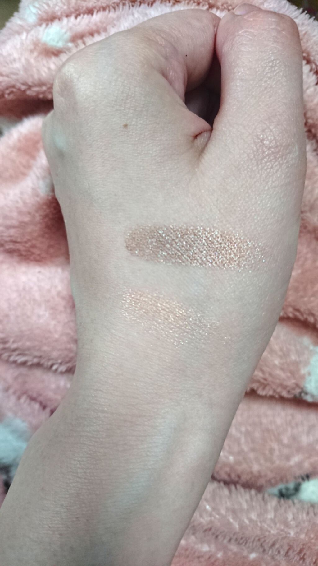 シャドーカスタマイズ/MAJOLICA MAJORCA/単色アイシャドウを使ったクチコミ(2枚目)