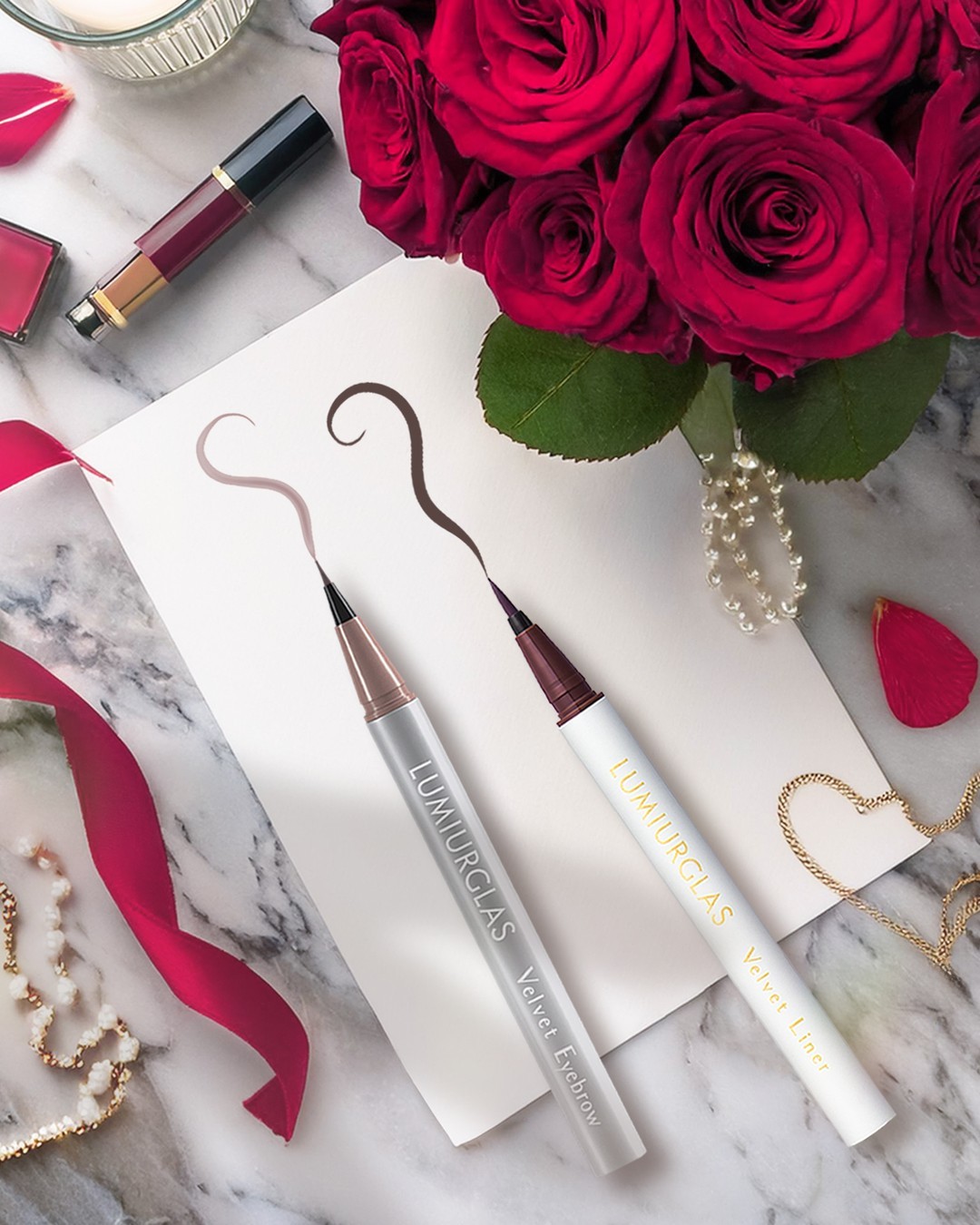 ベルベットライナー/LUMIURGLAS/リキッドアイライナーを使ったクチコミ（1枚目）