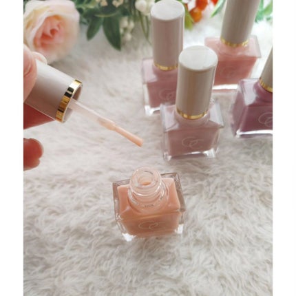 グロッシーコート スキンベージュ【新】/スキューズミー/オールインワンネイルを使ったクチコミ(3枚目)