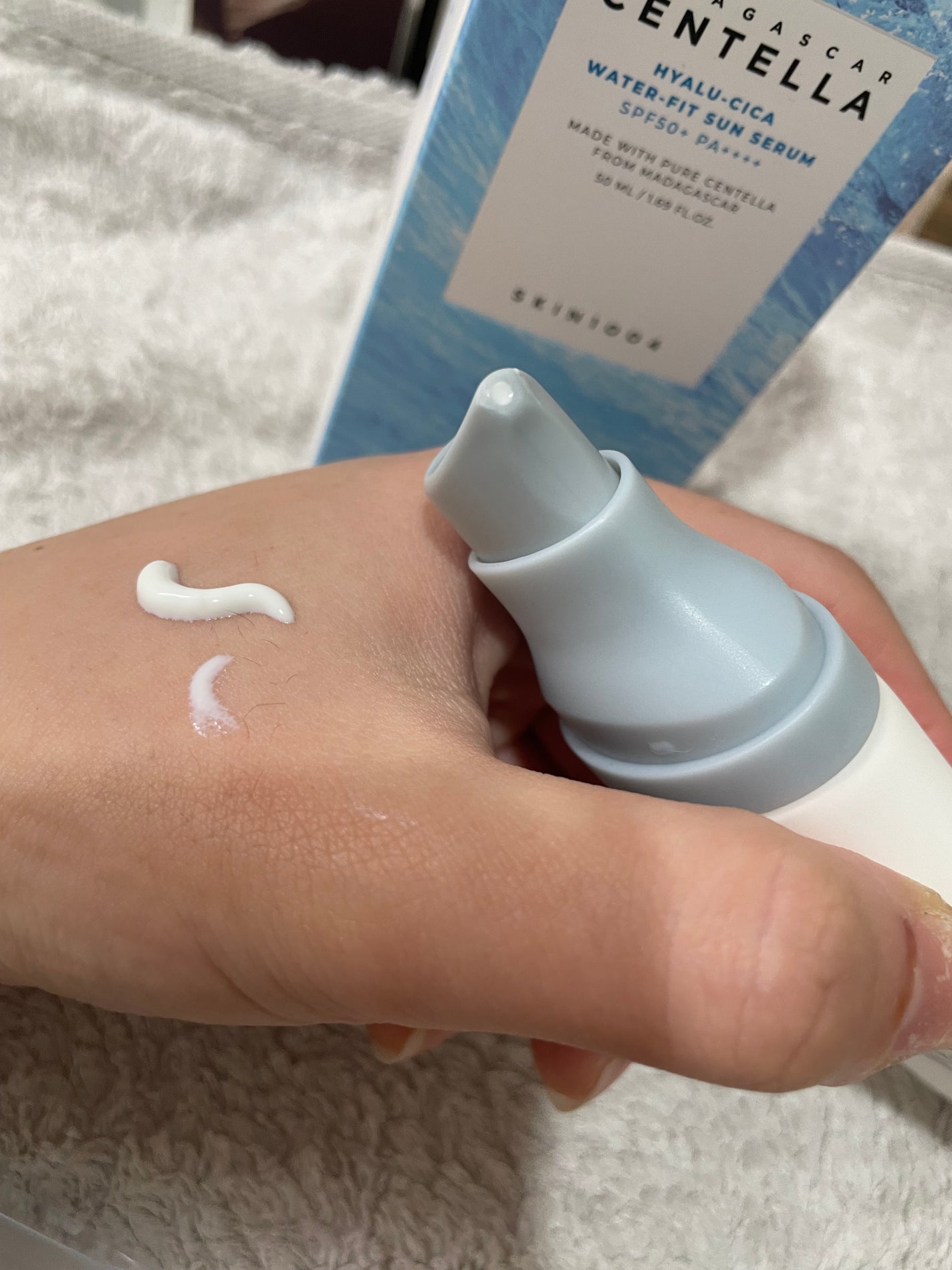ヒアルーシカ ウォーターフィット サンセラム/SKIN1004/日焼け止めローションを使ったクチコミ(2枚目)