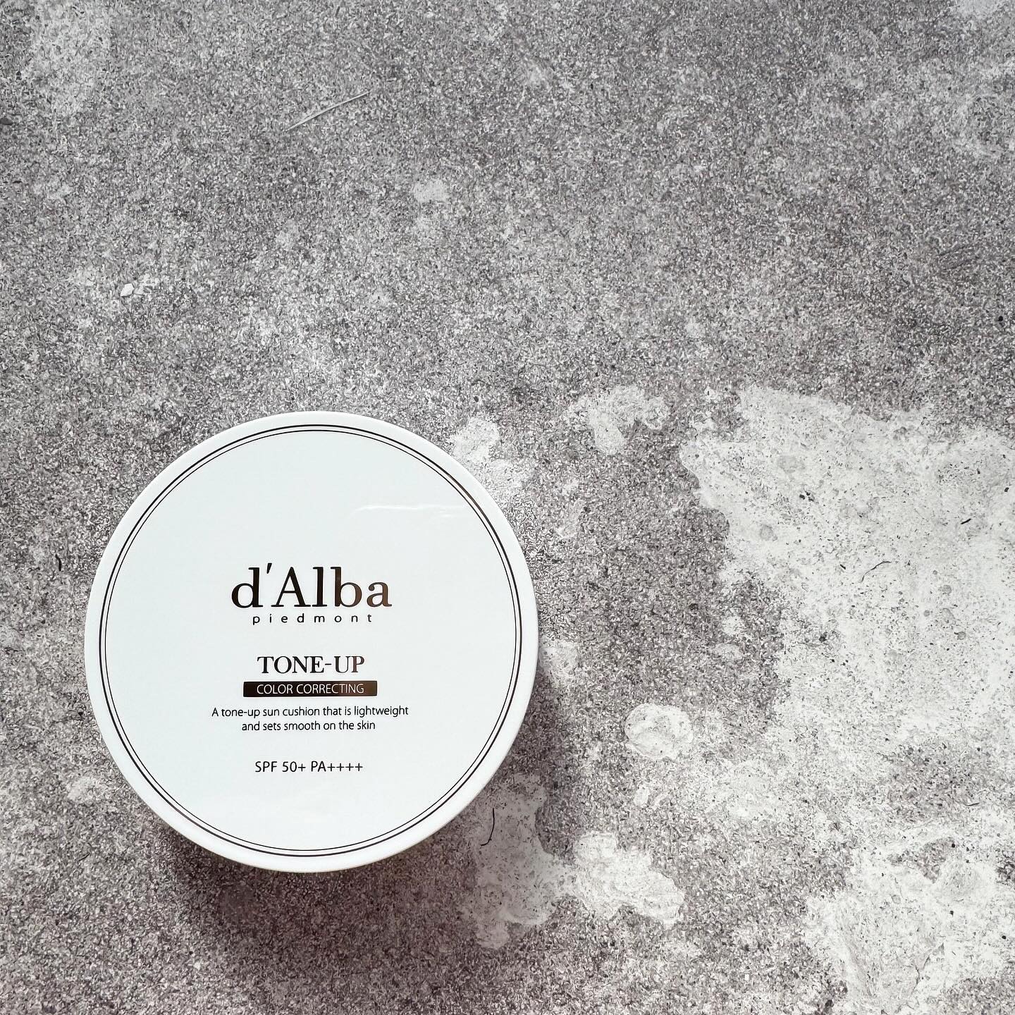 ウォータフルトーンアップサンクッション/ダルバ/化粧下地を使ったクチコミ（1枚目）