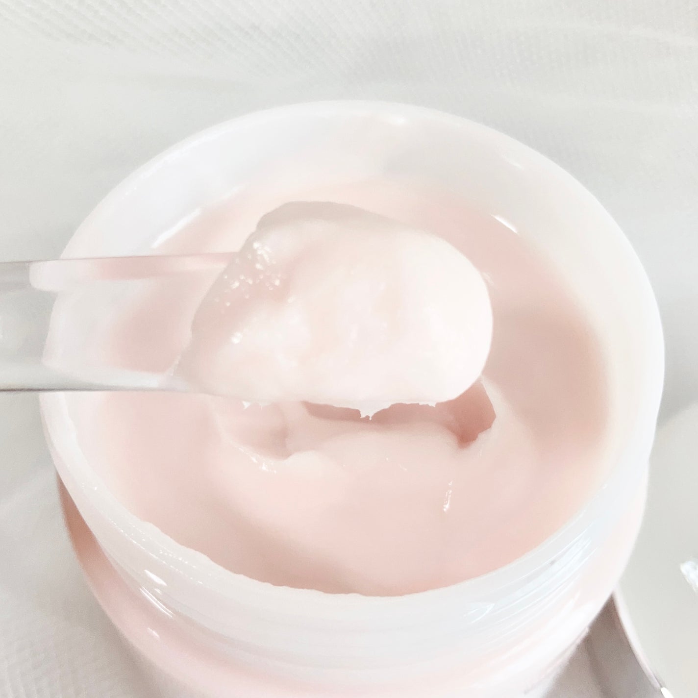 ディープ ヘッドクレンズ ホワイトフローラル/JILL STUART/市販シャンプーを使ったクチコミ(3枚目)