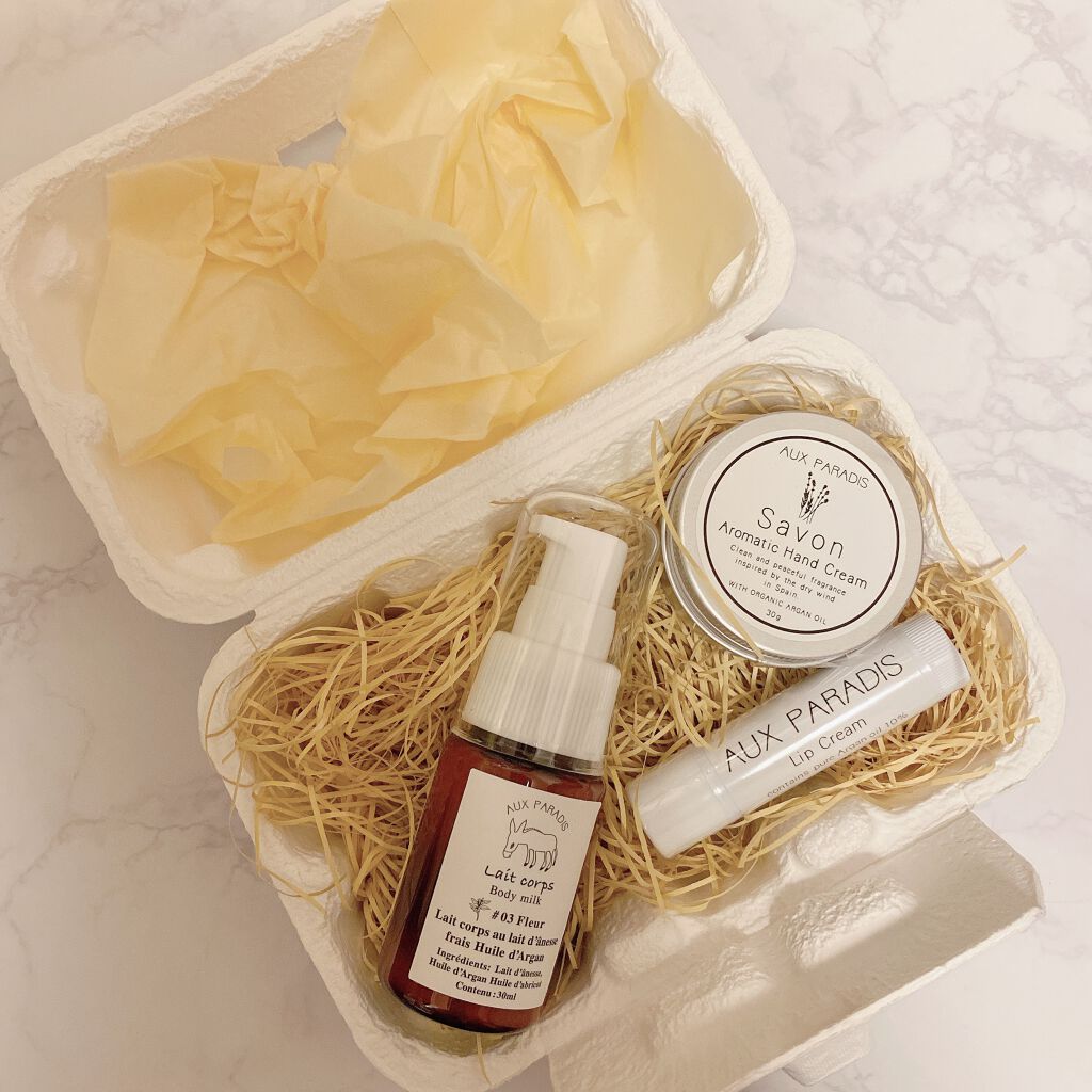 アロマティック ハンドクリーム #04 Savon/AUX PARADIS/ハンドクリームを使ったクチコミ（2枚目）