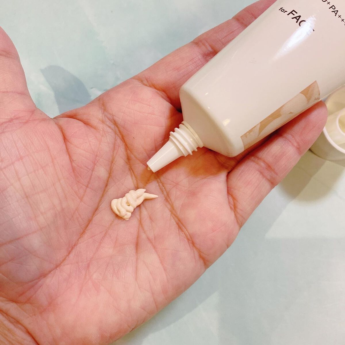 アリィー クロノビューティ カラーチューニングUV/アリィー/日焼け止めクリームを使ったクチコミ(2枚目)