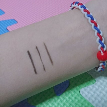 エグザジェレート パーフェクト リキッドアイライナー/リンメル ロンドン/リキッドアイライナーを使ったクチコミ(2枚目)