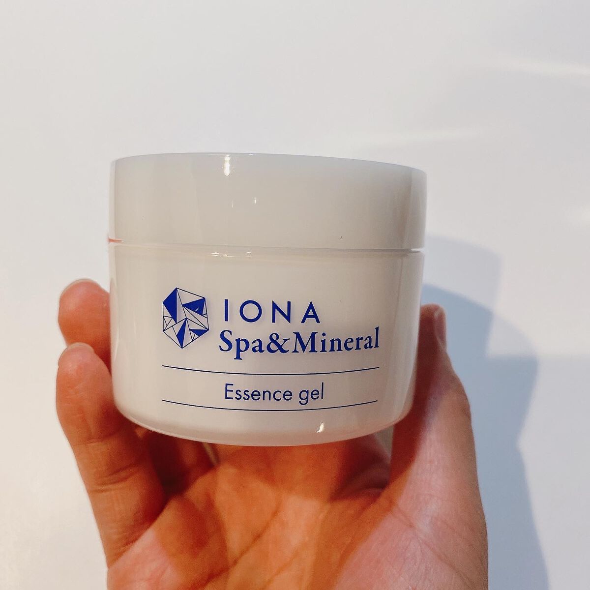 エッセンス ジェル/イオナ スパ&ミネラル/オールインワン化粧品を使ったクチコミ(1枚目)
