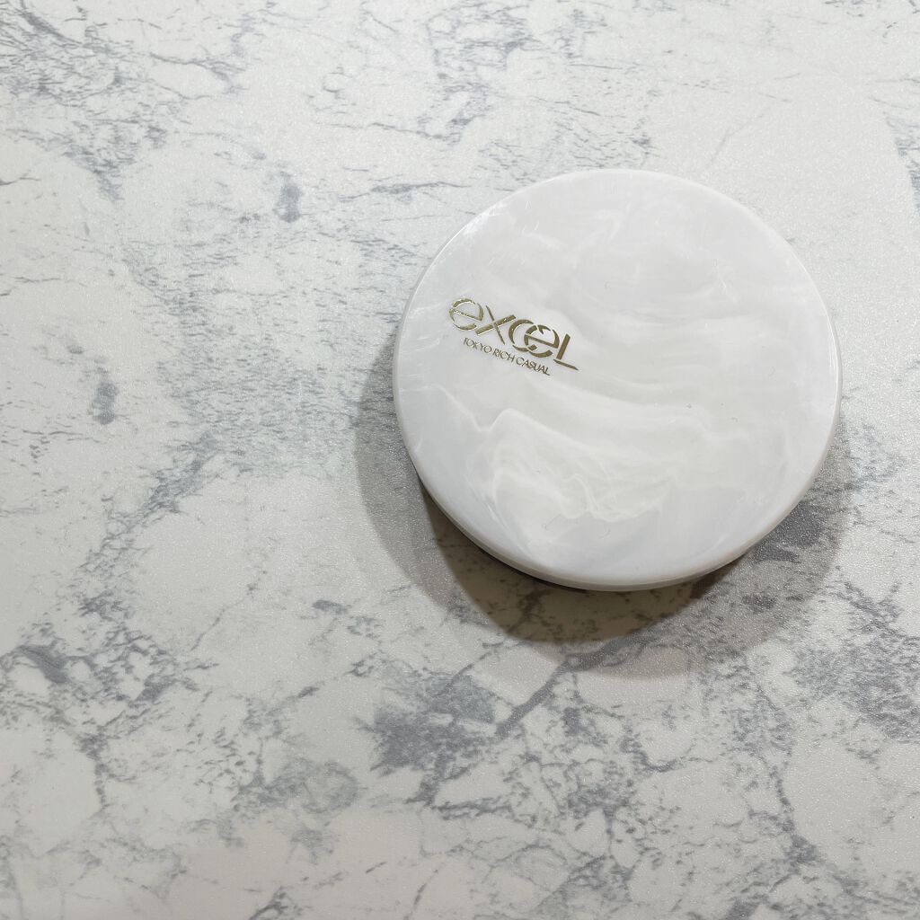 ラスタリングシアーパウダー/excel/プレストパウダーを使ったクチコミ（2枚目）