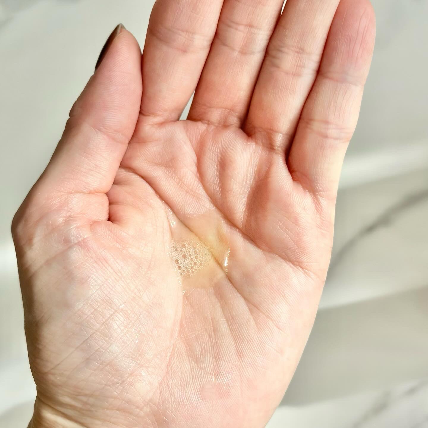 V エッセンス/unlabel/美容液を使ったクチコミ（2枚目）