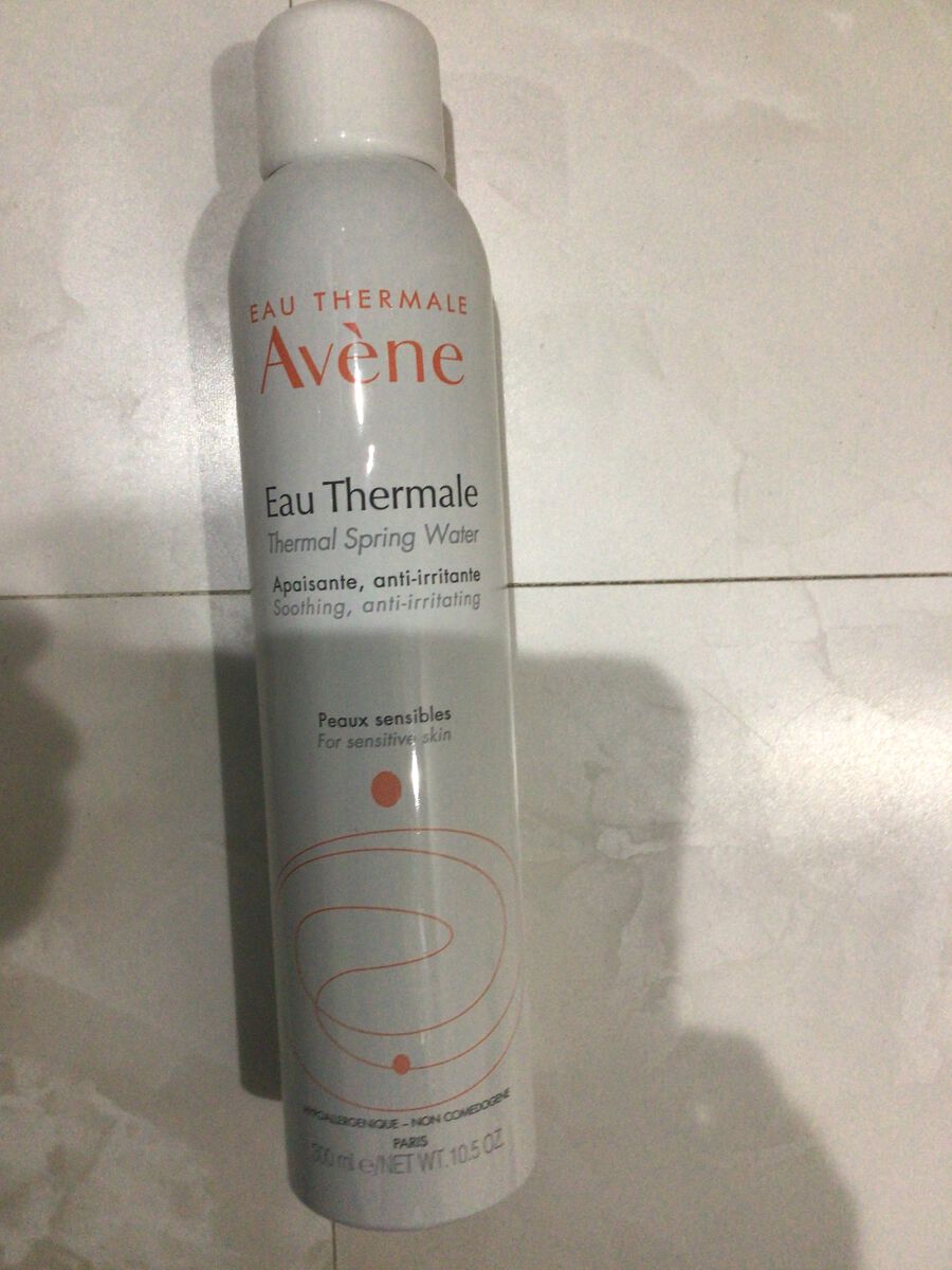 やめます。 on LIPS 「今日紹介するのは、、、、、、化粧水🧴私敏感肌だから普通のやって..」(1枚目)