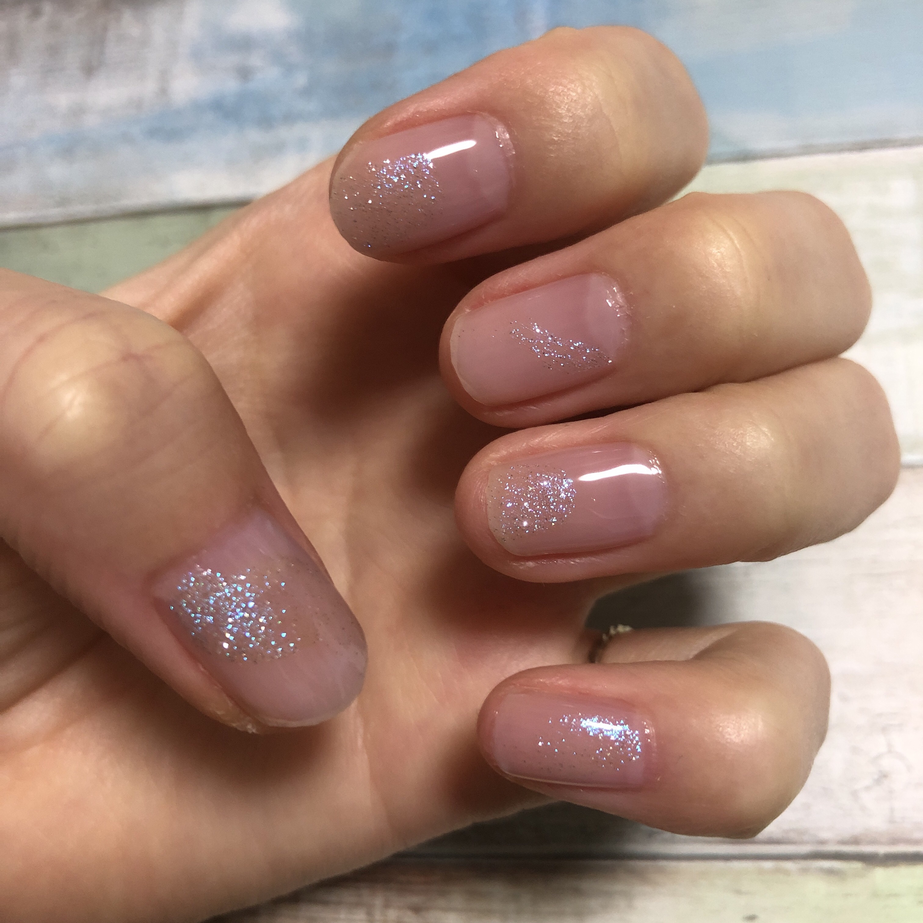 ファンデーションカラーズ/キャンメイク/マニキュアを使ったクチコミ（2枚目）