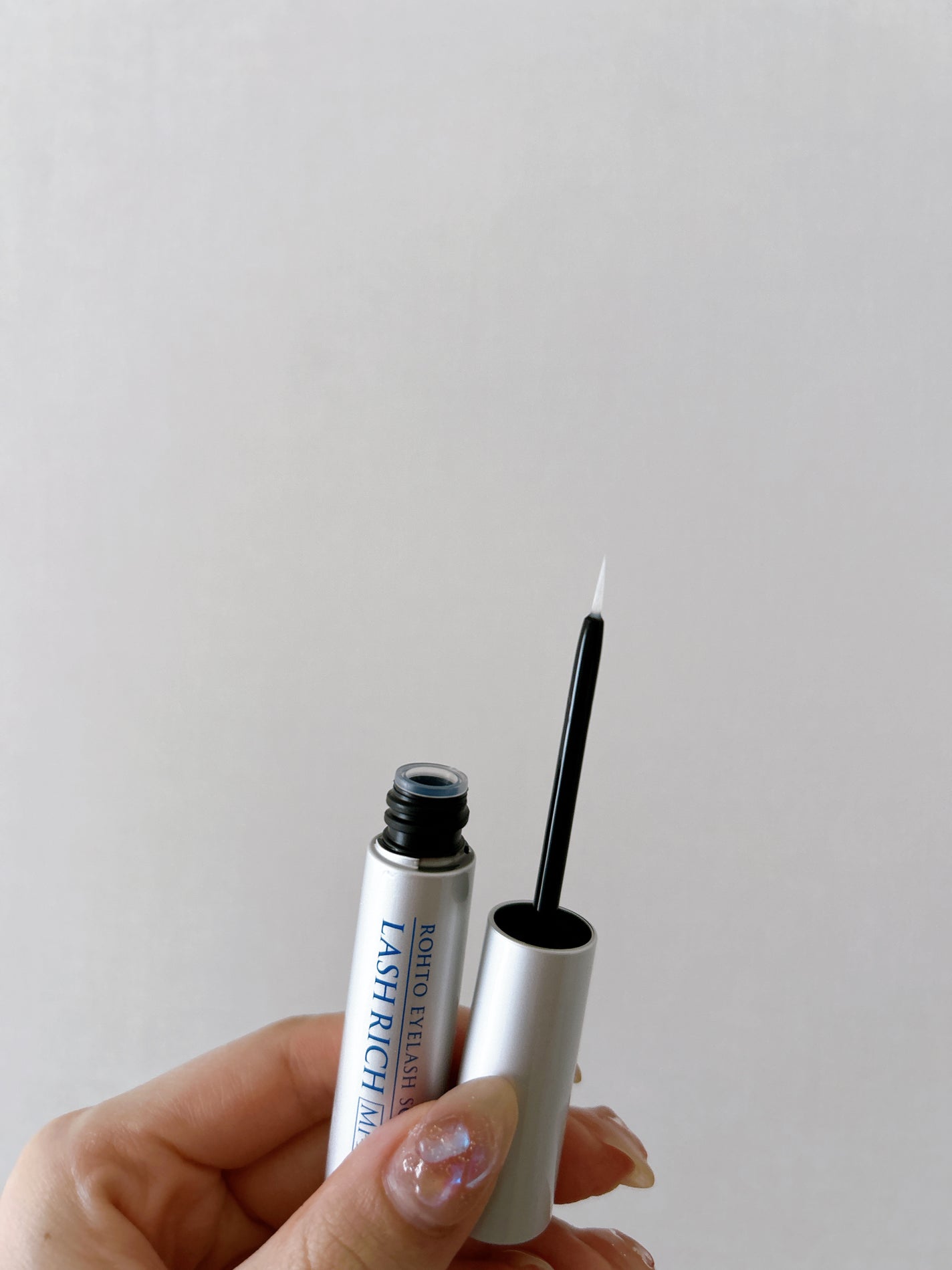 ラッシュリッチアイラッシュセラム/ロート製薬/まつげ美容液を使ったクチコミ(4枚目)