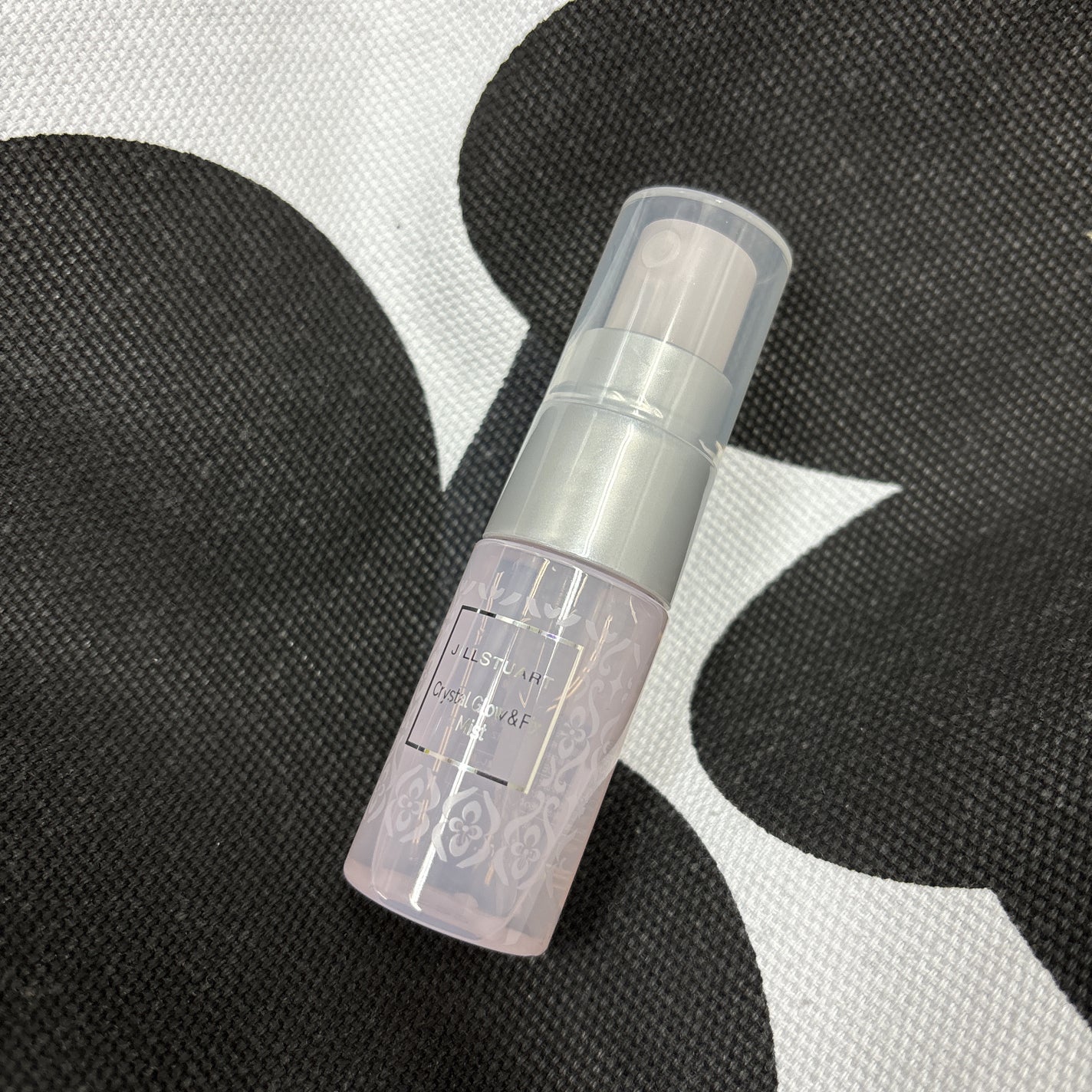 クリスタル グロウ&フィックス ミスト/JILL STUART/フィックスミストを使ったクチコミ(1枚目)