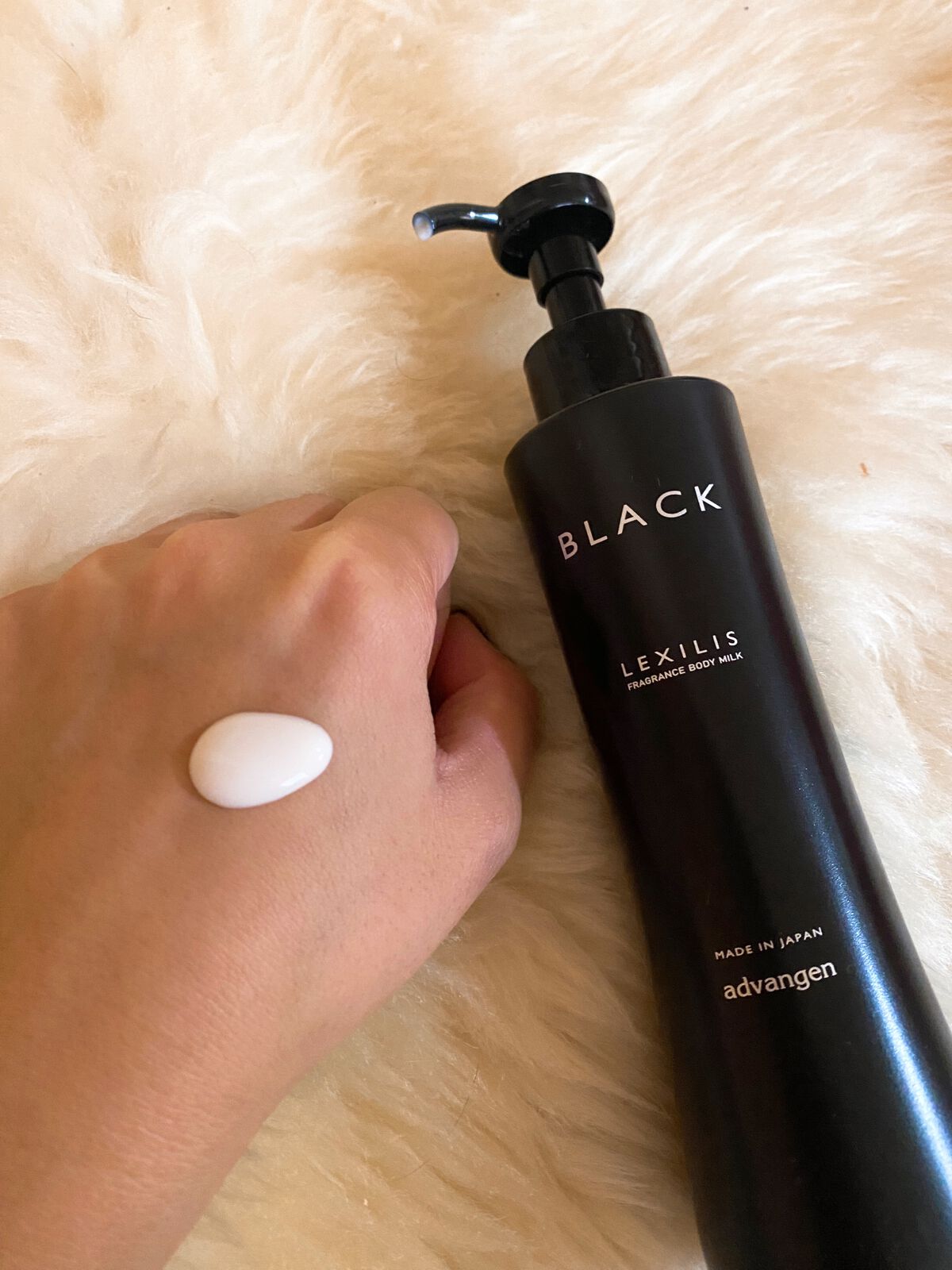 ブラック フレグランス ボディミルク/LEXILIS/ボディミルクを使ったクチコミ（2枚目）