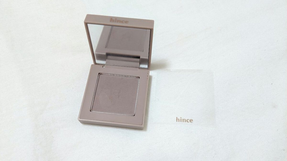 ニューデップスアイシャドウ V004 オーセンティック/hince/単色アイシャドウを使ったクチコミ（1枚目）