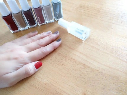 seiko_official on LIPS 「💅動画はスライド水性マニキュア+ジェルも併用できちゃいます進化..」(7枚目)