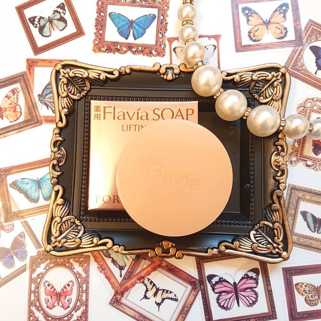 いつかの石けん×9 薬用フラビアソープ朝用&夜用 ベルメゾン キビソのフェイスミトン×3 COSMETICS 洗顔泡立てネット 泡立てネット×11 : フォーマルクライン 薬用 フラビア ソープ 2個セット(朝