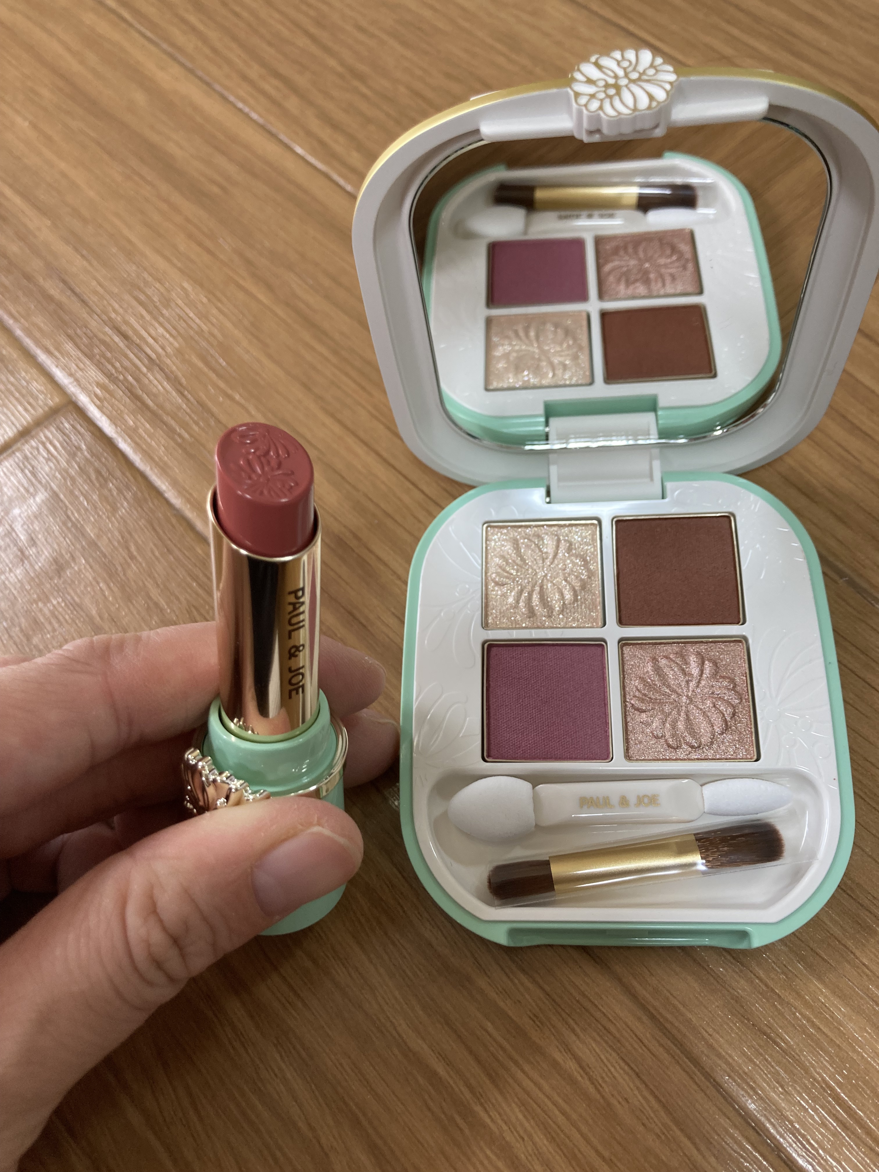 リップスティック/PAUL & JOE BEAUTE/口紅を使ったクチコミ（1枚目）