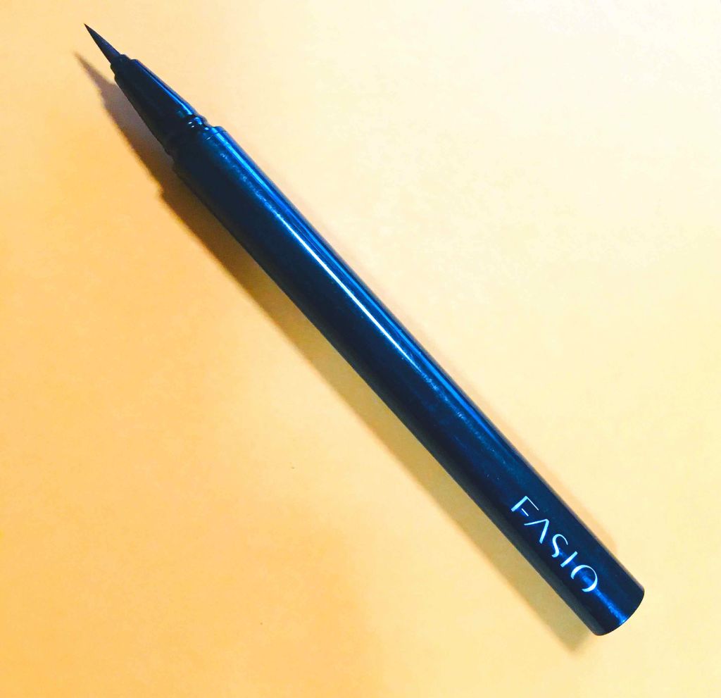 スリム リキッドライナー BR300 ブラウン/FASIO/リキッドアイライナーを使ったクチコミ（2枚目）