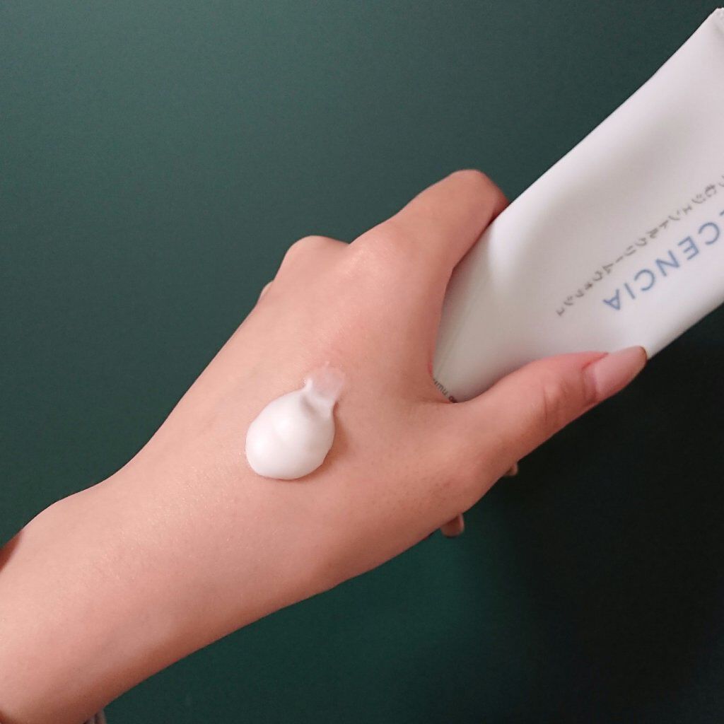 つつむ ジェントル クリームウォッシュ/DECENCIA/洗顔フォームを使ったクチコミ(3枚目)