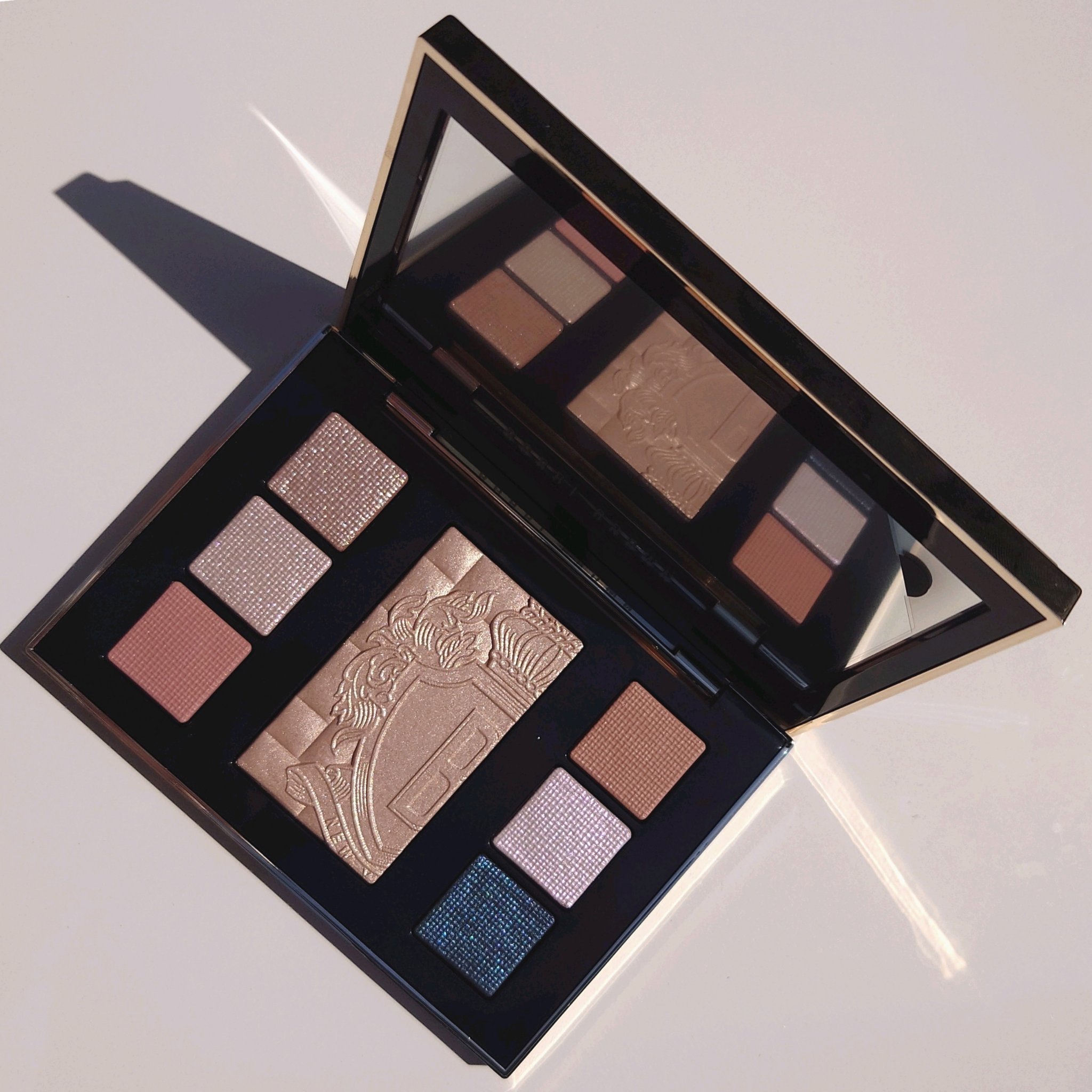 ムーンストーン グロウ リュクス アイ & チーク パレット/BOBBI BROWN/アイシャドウパレットを使ったクチコミ（1枚目）