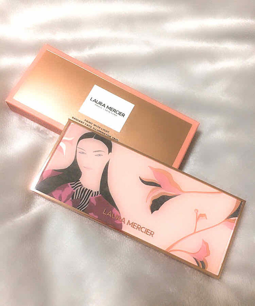ペイント ウィズ ライト ラディアント フェイス イルミネーター トリオ/ローラ メルシエ/プレストパウダーを使ったクチコミ（2枚目）