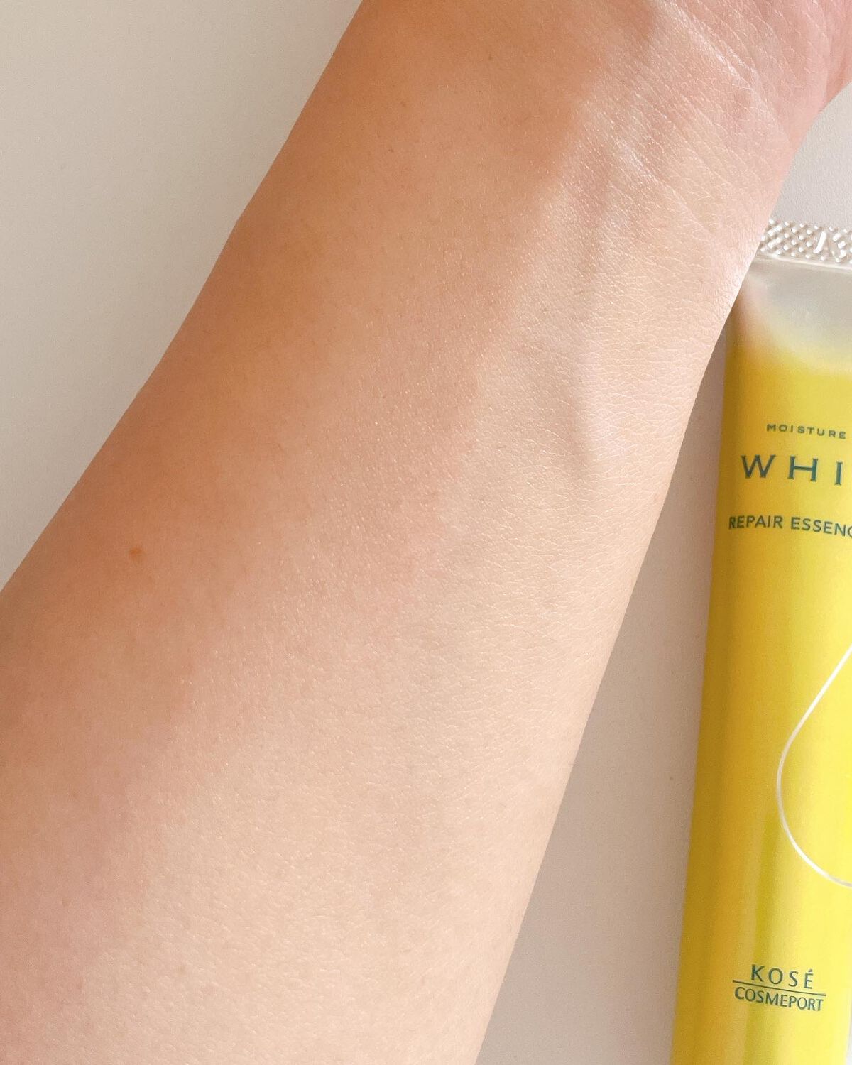 モイスチュアマイルドホワイトリペアエッセンス C100/モイスチュアマイルド ホワイト/美容液を使ったクチコミ(5枚目)