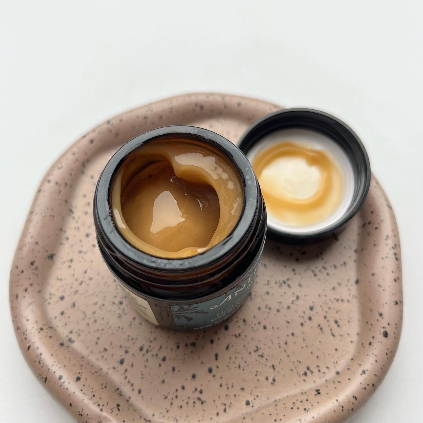 アノイント H2O ディパッフィング アイジェル/Antipodes/アイケア・アイクリームを使ったクチコミ(2枚目)