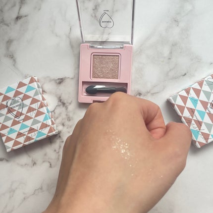 フーミー シングルラメシャドウ/WHOMEE/単色アイシャドウを使ったクチコミ(3枚目)