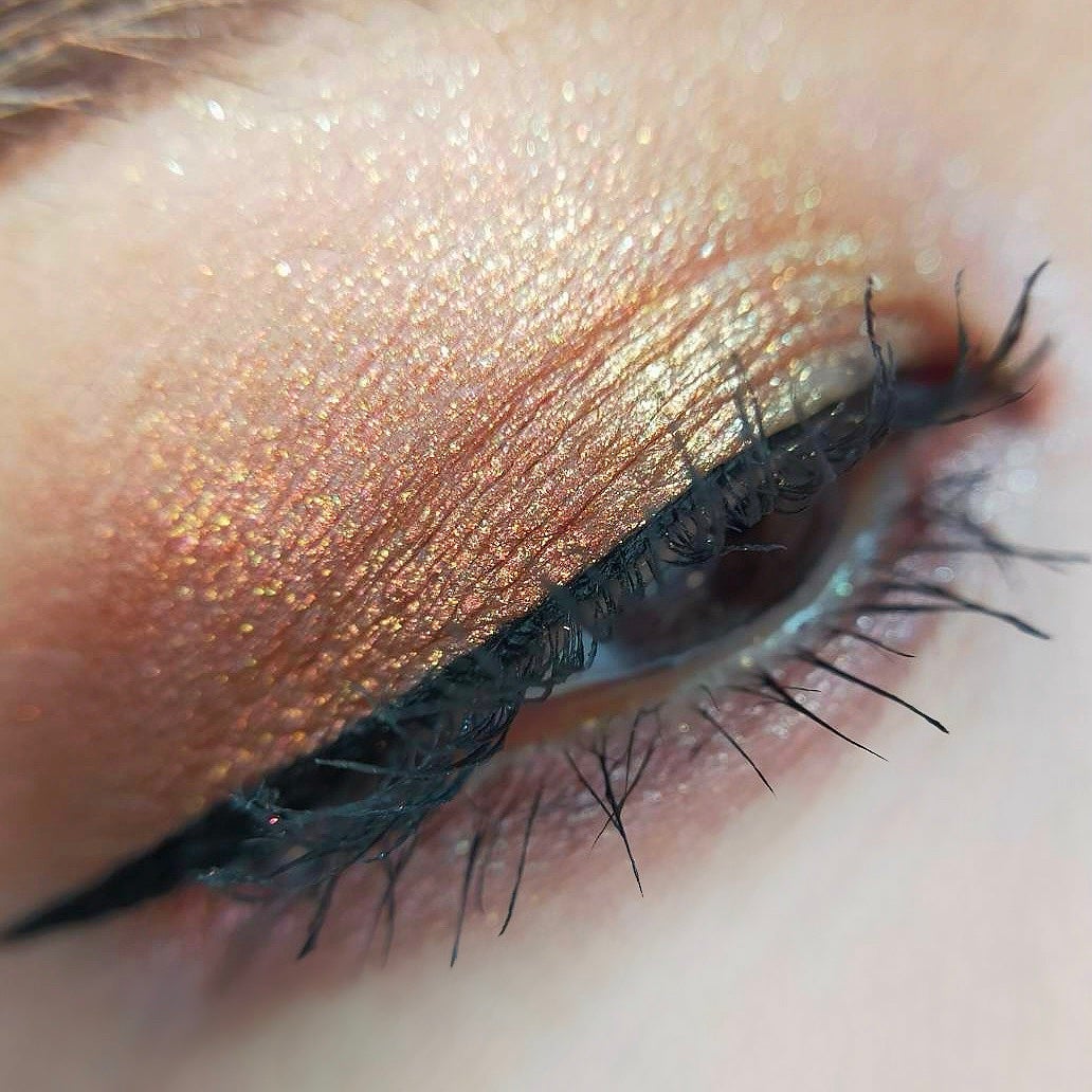 Luminous Legends: Mega Eye Shadow Palette/PAT McGRATH LABS/アイシャドウパレットを使ったクチコミ(2枚目)