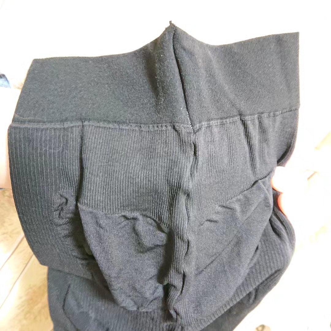 真紅 on LIPS 「極美骨盤骨盤シェイプはくだけ引き締め骨盤サポート設計レギンス1..」(5枚目)