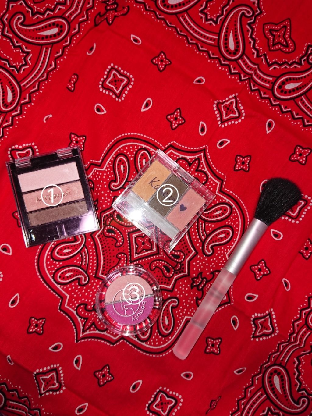 AT 3カラー アイシャドウ/Art Collection/アイシャドウパレットを使ったクチコミ(2枚目)