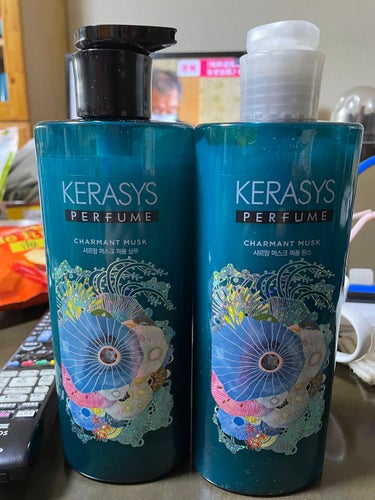 KERASYSKERASYS PERFUME購入しました〜^_^
今は違う香りのシリーズを使用しています。
しばらくは買わずに済みそうです。
Qoo10で買うと安いですよ〜