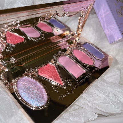 ストロベリーロココ アイシャドウパレット/FlowerKnows/アイシャドウパレットを使ったクチコミ(4枚目)