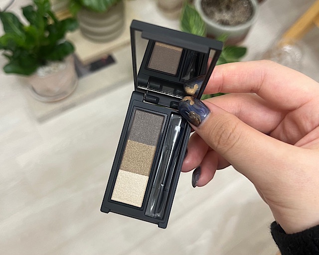 セルヴォーク インディケイトアイブロウパウダー/Celvoke/パウダーアイブロウを使ったクチコミ（2枚目）