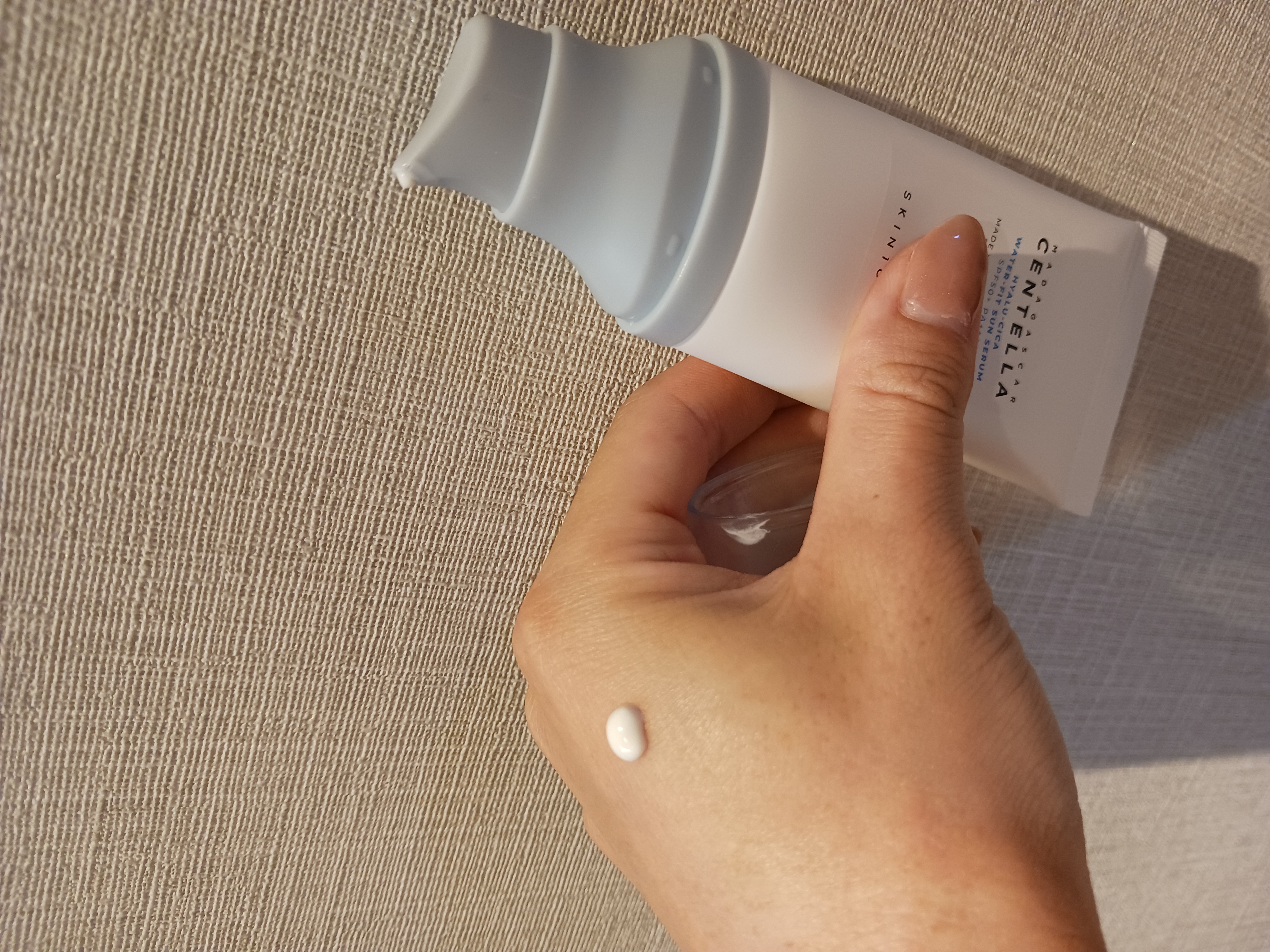 ヒアルーシカ ウォーターフィット サンセラム/SKIN1004/日焼け止めローションを使ったクチコミ（1枚目）