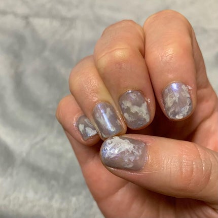 ビューティーワールド BWネイルカクテル ニュアンスラインのクチコミ「ネイルカクテルニュアンスライン
686パウダーグレーです。
680円のセットで、中に3本のネ.....」(3枚目)