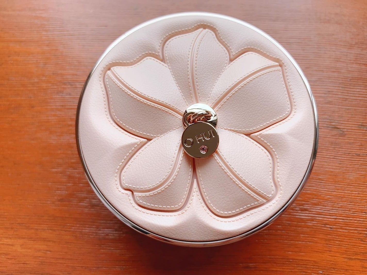 ULTIMATE COVER CUSHION Flower Edition/OHUI/クッションファンデーションを使ったクチコミ(2枚目)