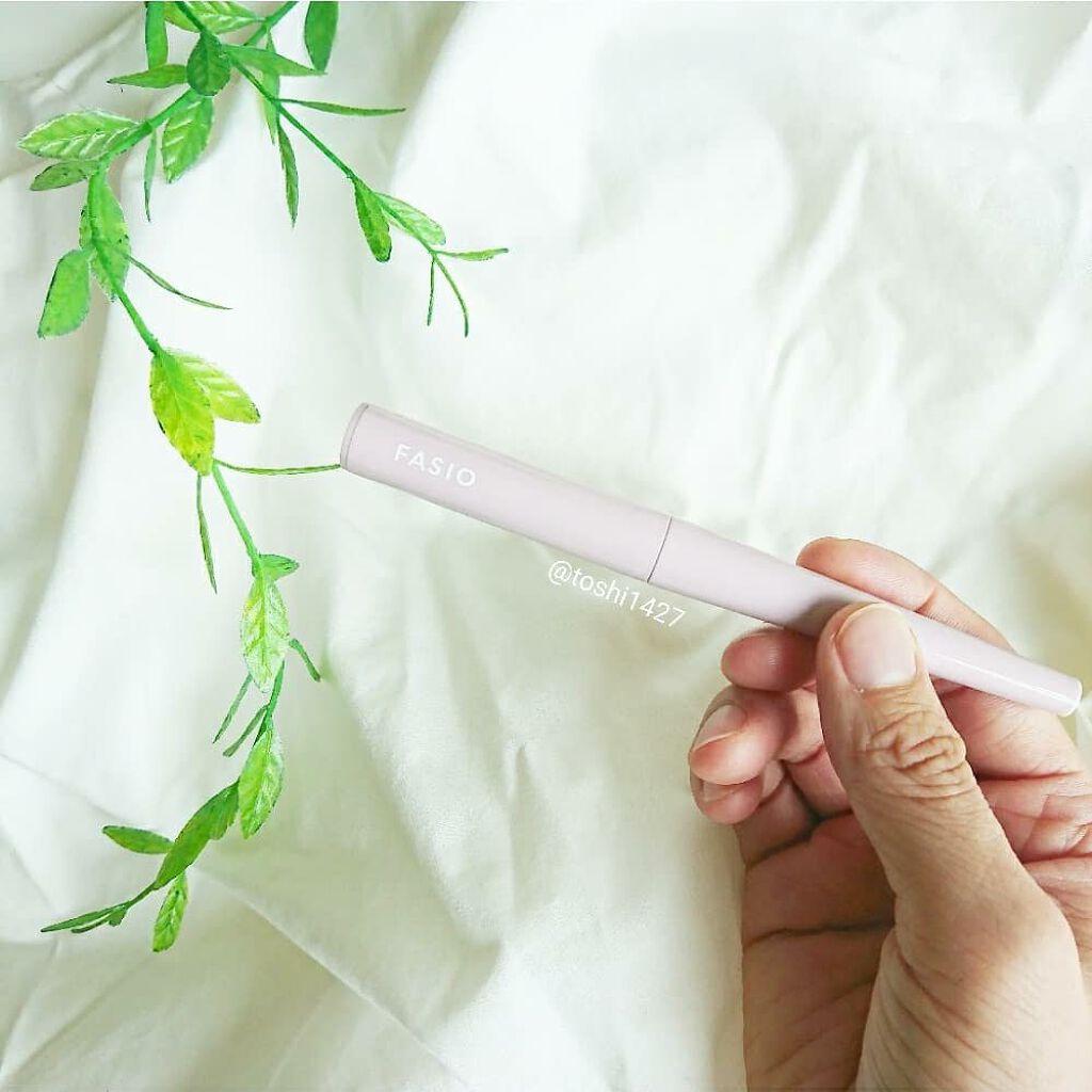 パウダリーティント アイブロウ/FASIO/眉ティントを使ったクチコミ（1枚目）