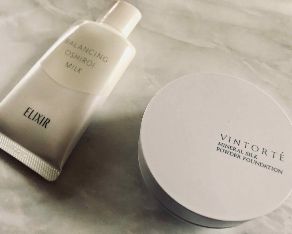 ミネラルシルクファンデーション（ケース・パフ付）/ヴァントルテ/パウダーファンデーションを使ったクチコミ（2枚目）