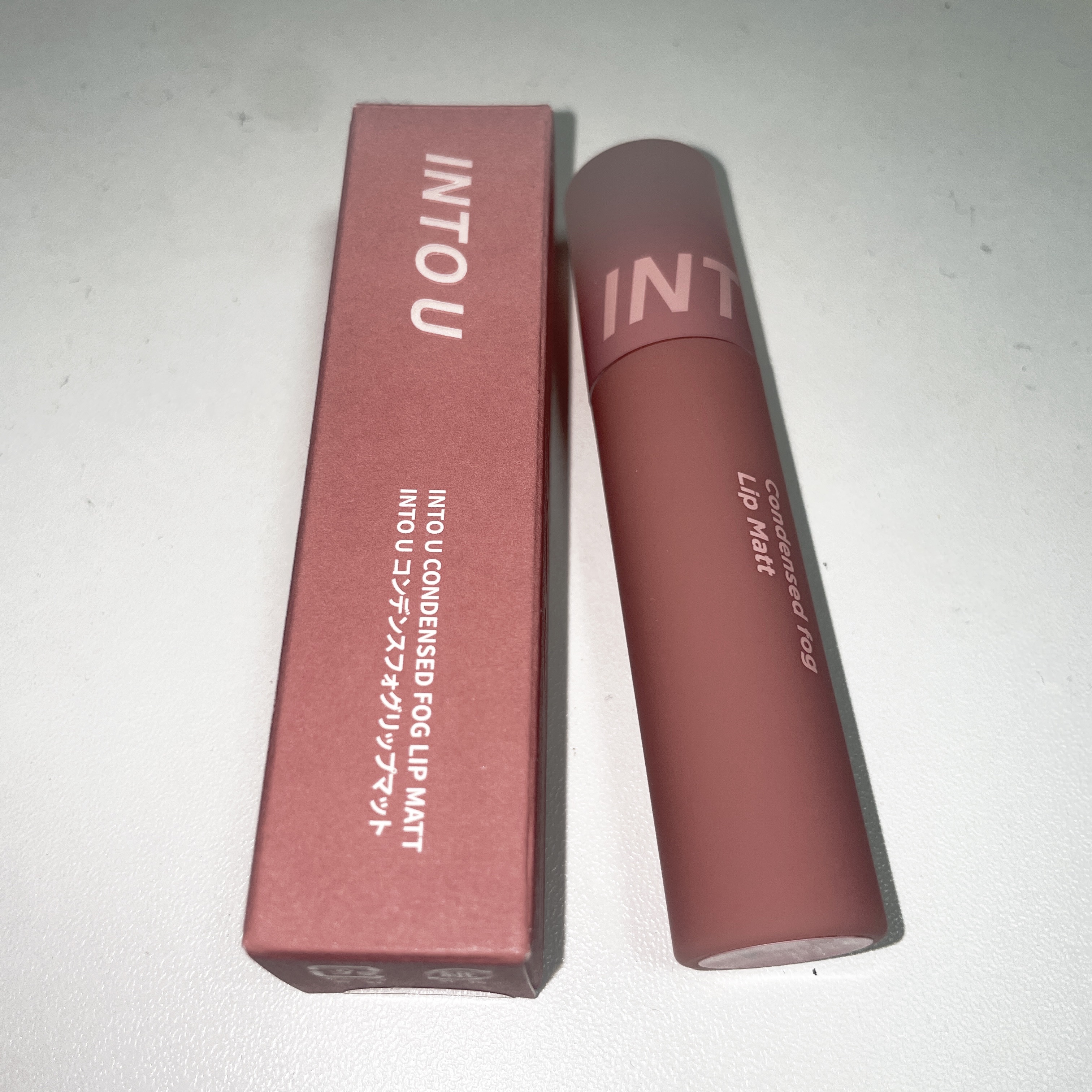 コンデンスフォグリップマット/INTO U/口紅を使ったクチコミ（1枚目）